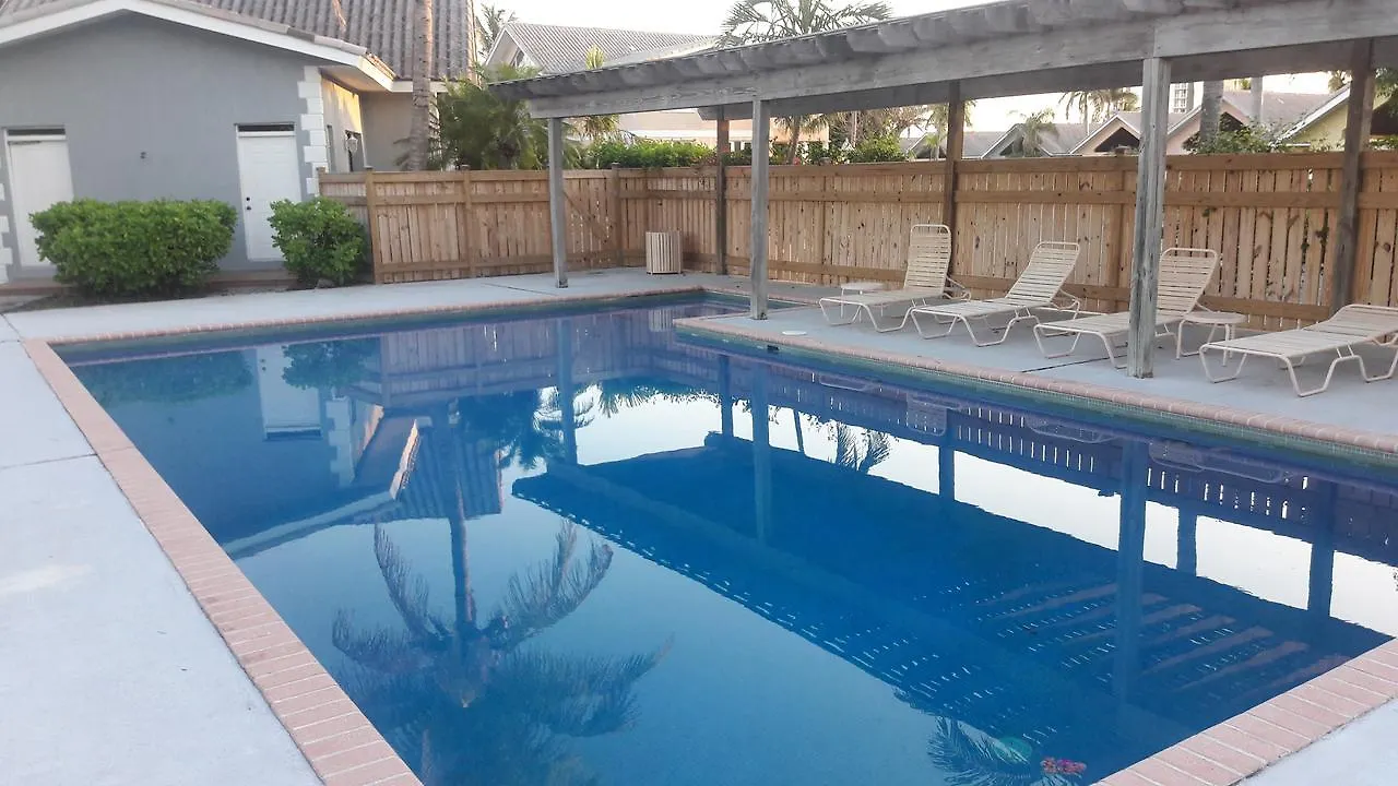 Casa de Férias Water Edge Condo With Boat Slip Freeport
